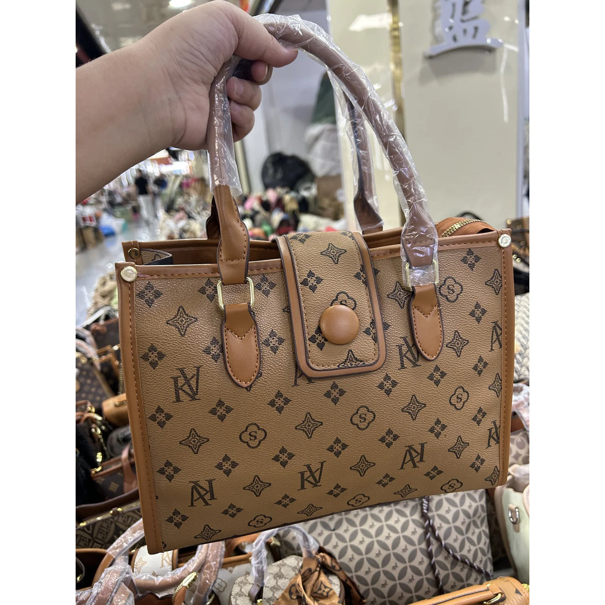 005 Large Structured Top-Handle Shopper