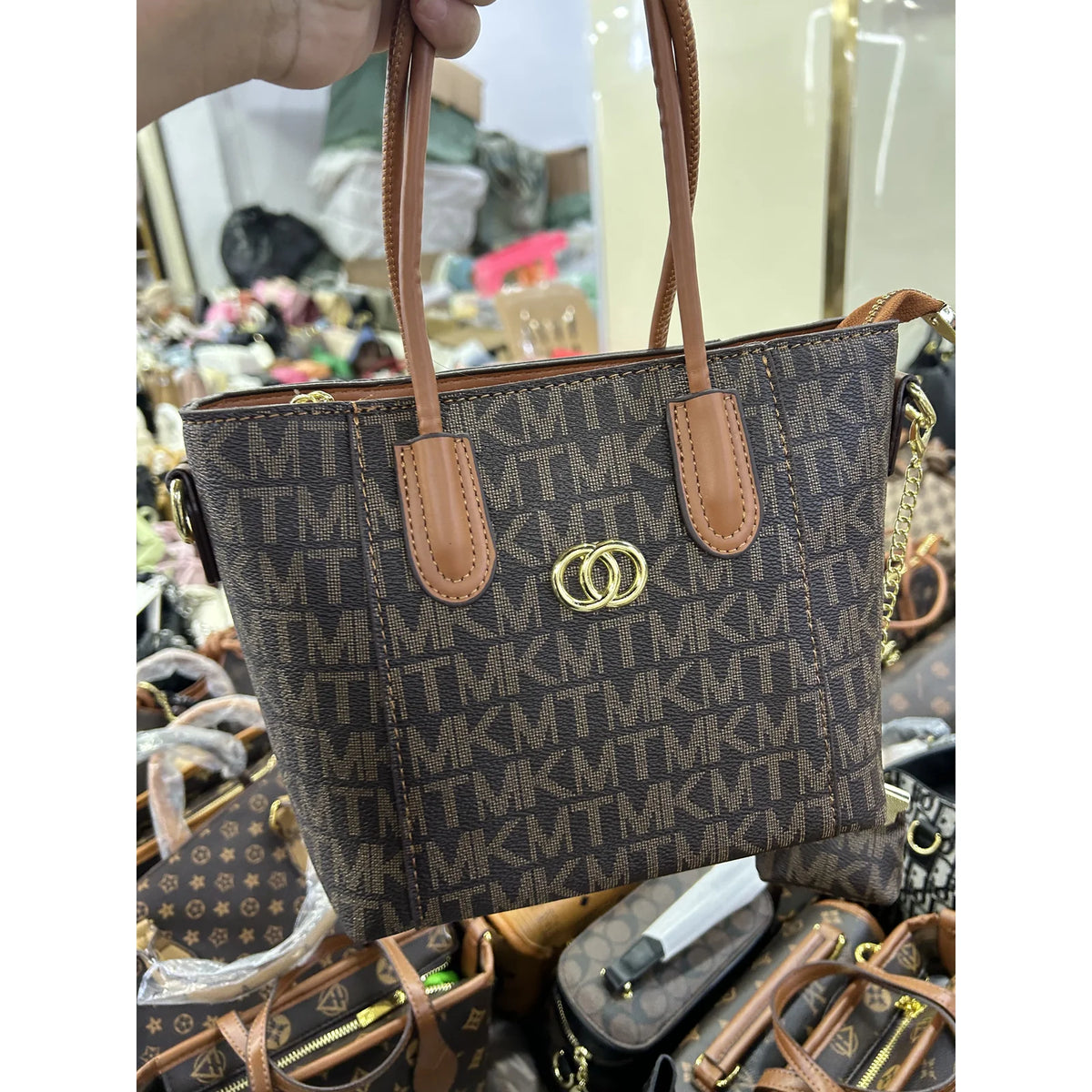 012 Large Letter-Print Shopper