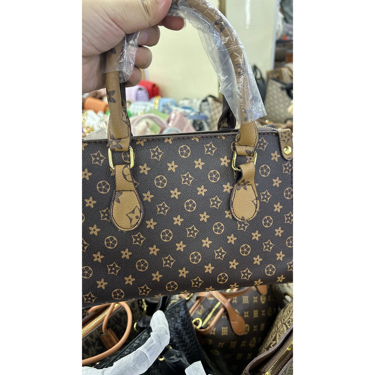 013 Large Star-Print Top-Handle Shopper