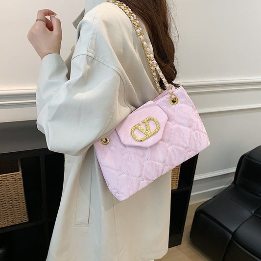 Large-Capacity Diamond-Quilted Chain Shoulder Tote