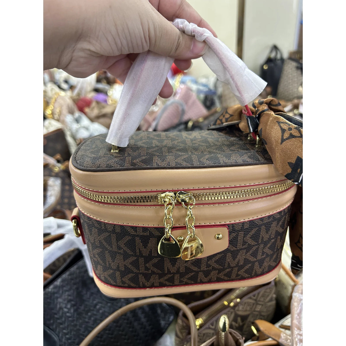 010 Small Oval Vanity Bag