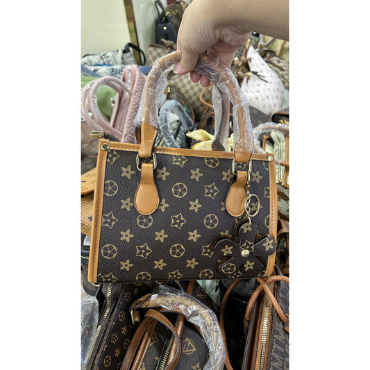 044 Large Dark Shopper With Coin Pouch