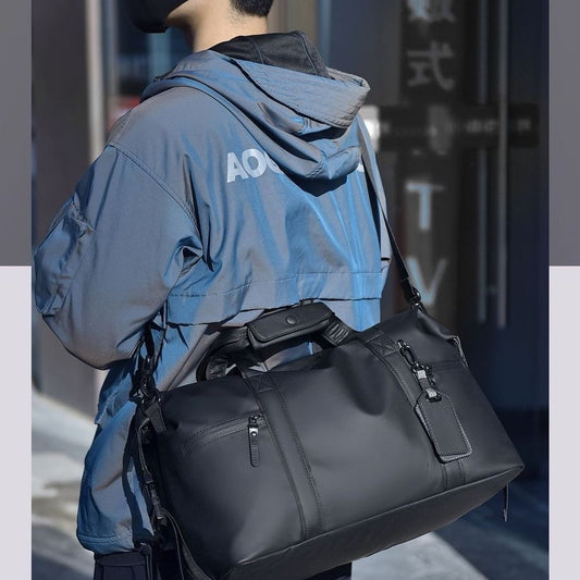 Large-Capacity Gym Duffel With Wet-Dry Compartments