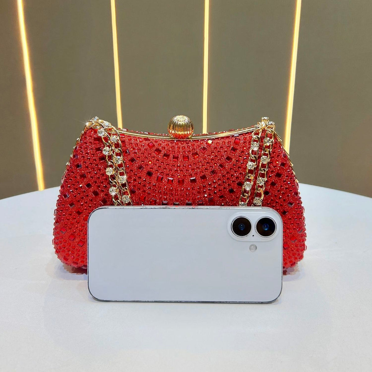 Scalloped Rhinestone Chain Evening Bag