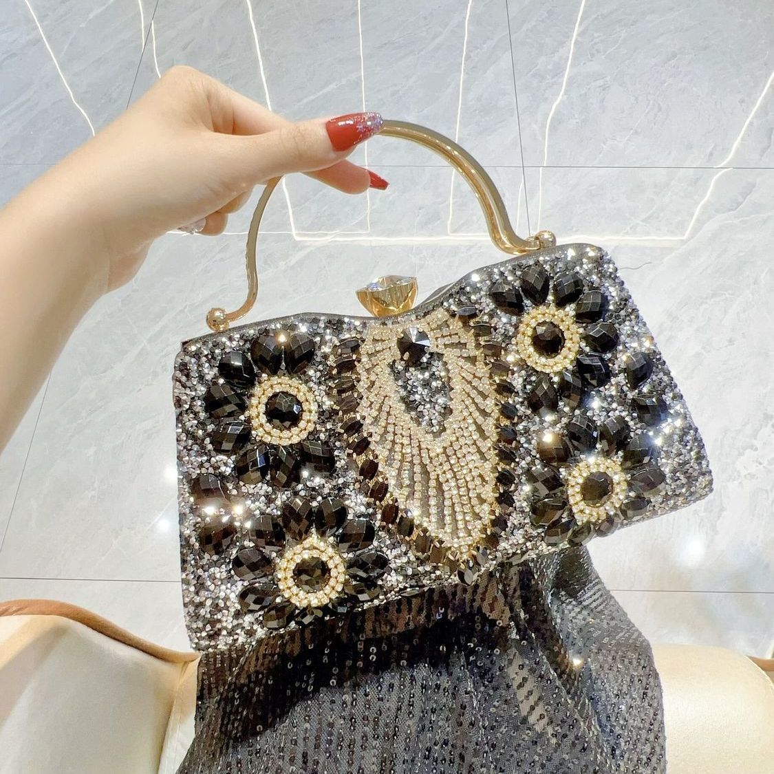 Floral Beaded Frame Evening Bag