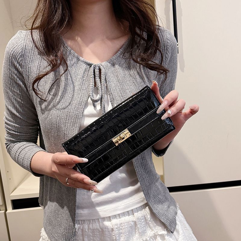 Crocodile-Texture Long Wallet - product view 3