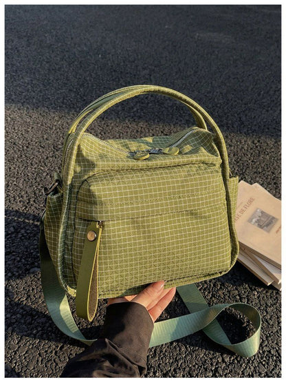 Lightweight Large-Capacity Nylon Commuter Bag