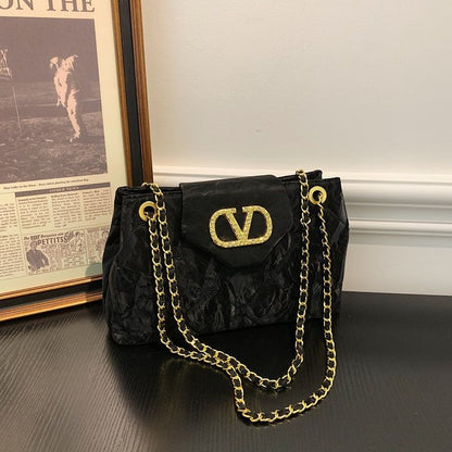 Large-Capacity Diamond-Quilted Chain Shoulder Tote