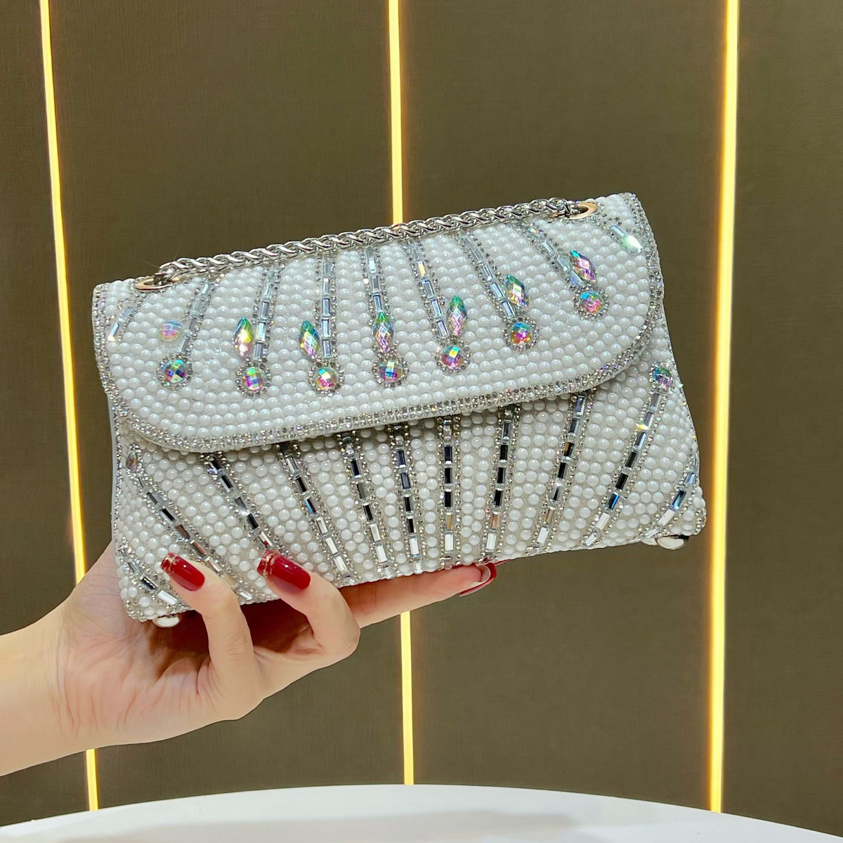 Pearl & Crystal Teardrop-Pattern Clutch