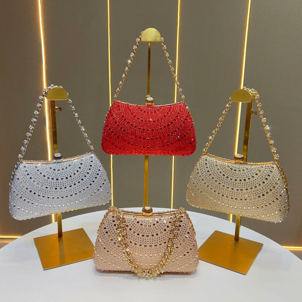 Scalloped Rhinestone Chain Evening Bag