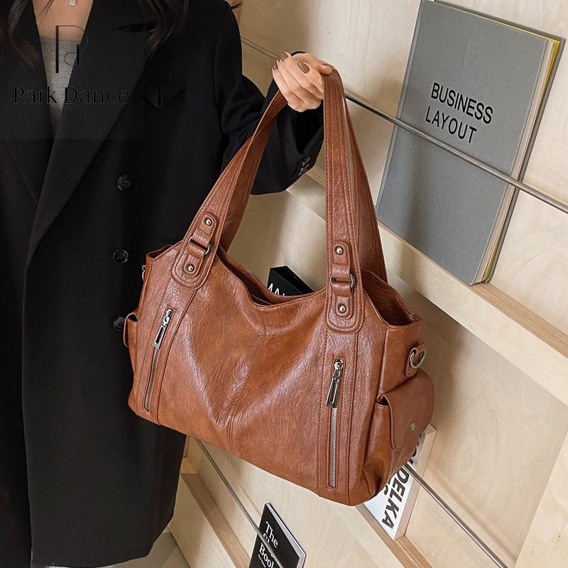 Large-Capacity Retro Commuter Shoulder Tote
