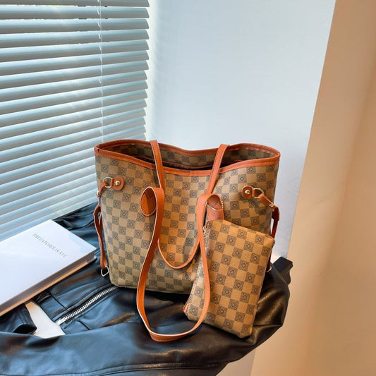 Large-Capacity Retro Commuter Shoulder Tote