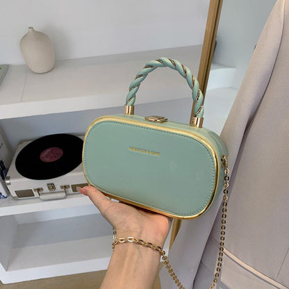 Everyday Shoulder & Crossbody Chain Bag