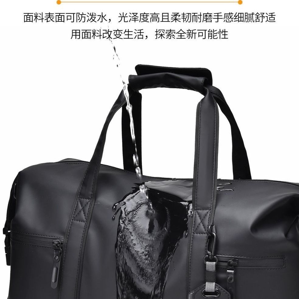 Large-Capacity Gym Duffel With Wet-Dry Compartments