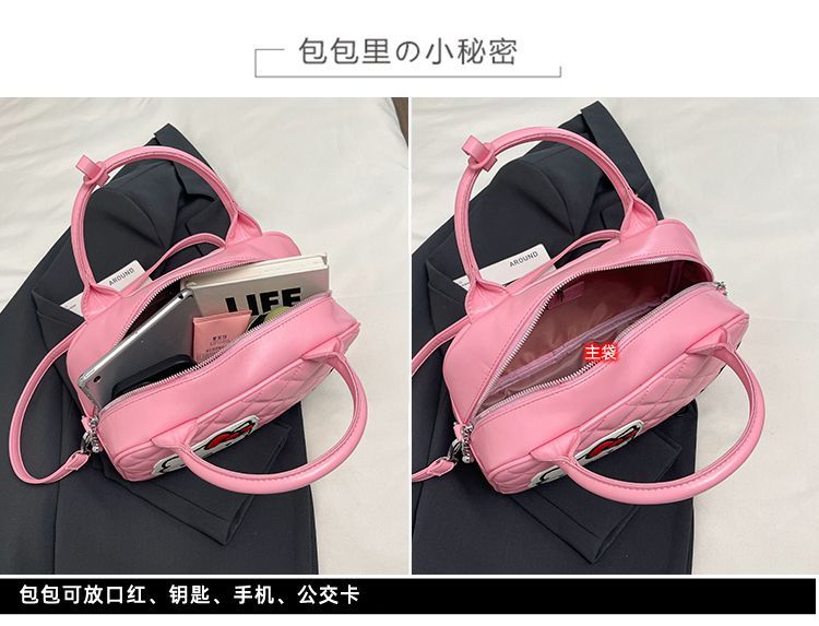 Kitty-Print Diamond-Quilted Crossbody Bag