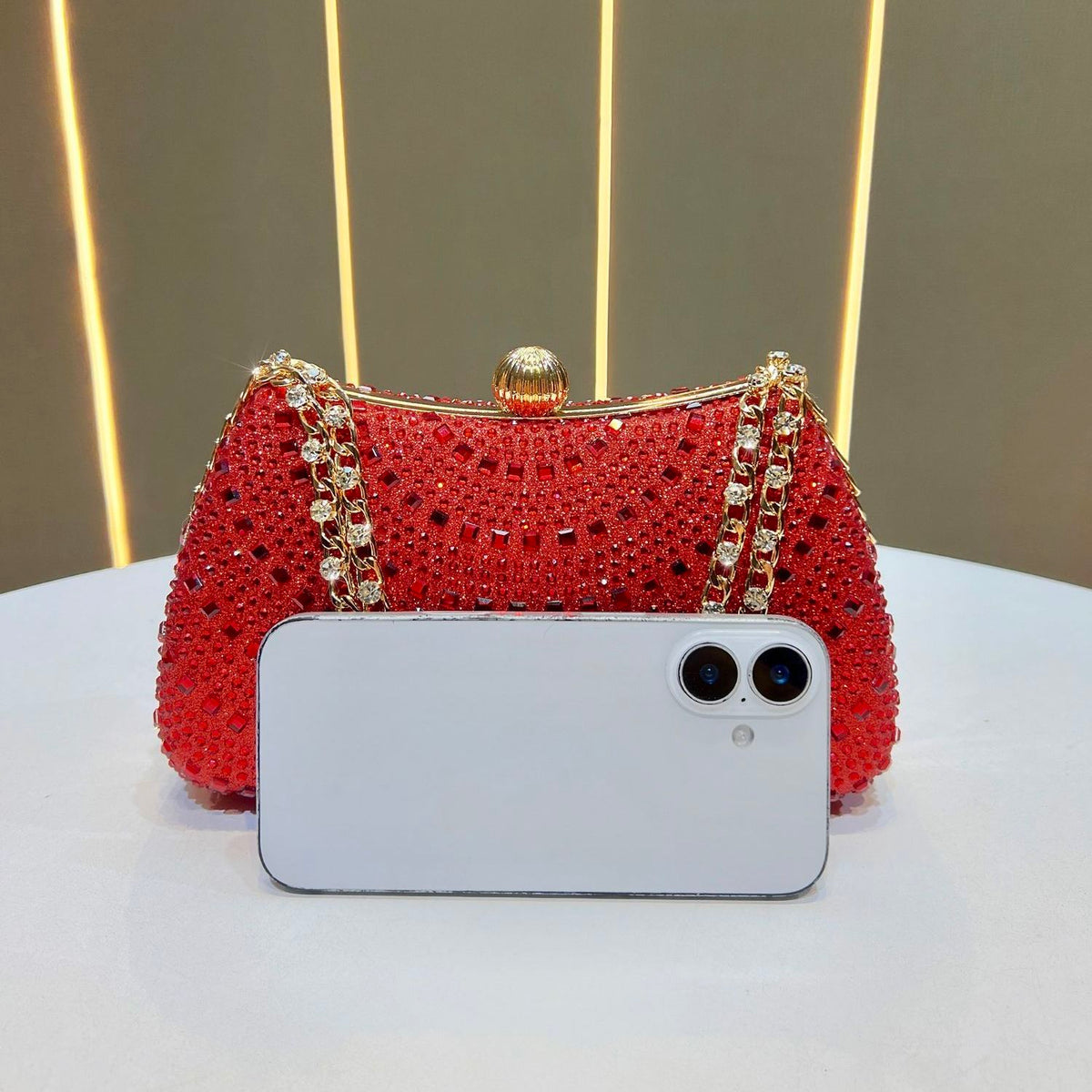 Scalloped Rhinestone Chain Evening Clutch