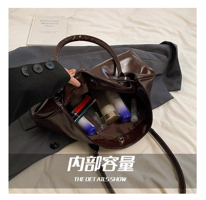 Large-Capacity Shoulder Tote With Magnetic & Zip Closures