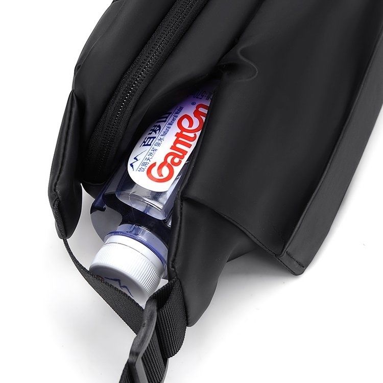 Men's Large-Capacity Cycling Chest Bag